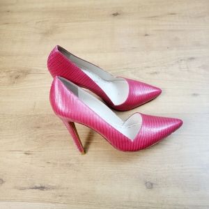 Alice + Olivia Dina Pink Pumps